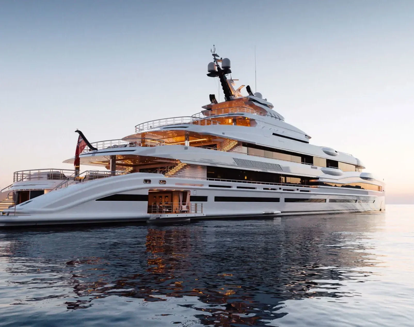 yacht-mar-running-01_n20vqv