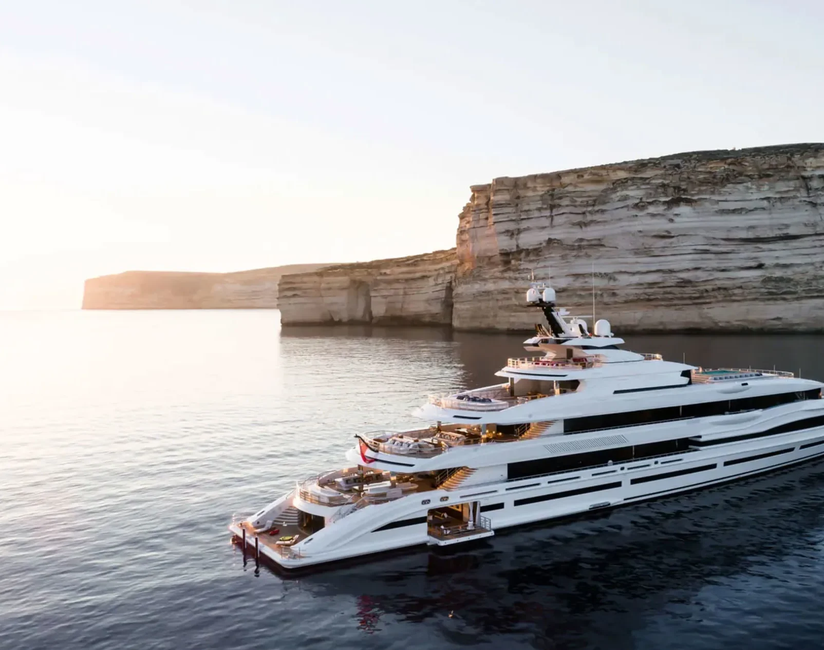 yacht-mar-running-02_mv5jzd