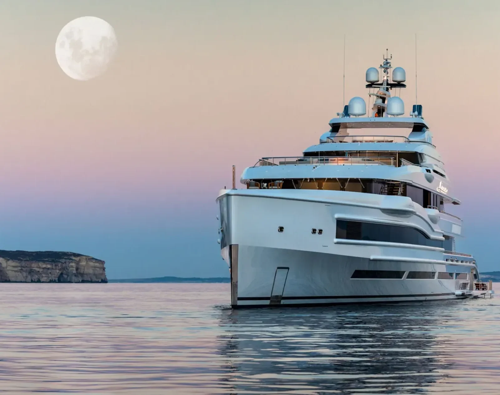 yacht-mar-running-08_ioq3qa